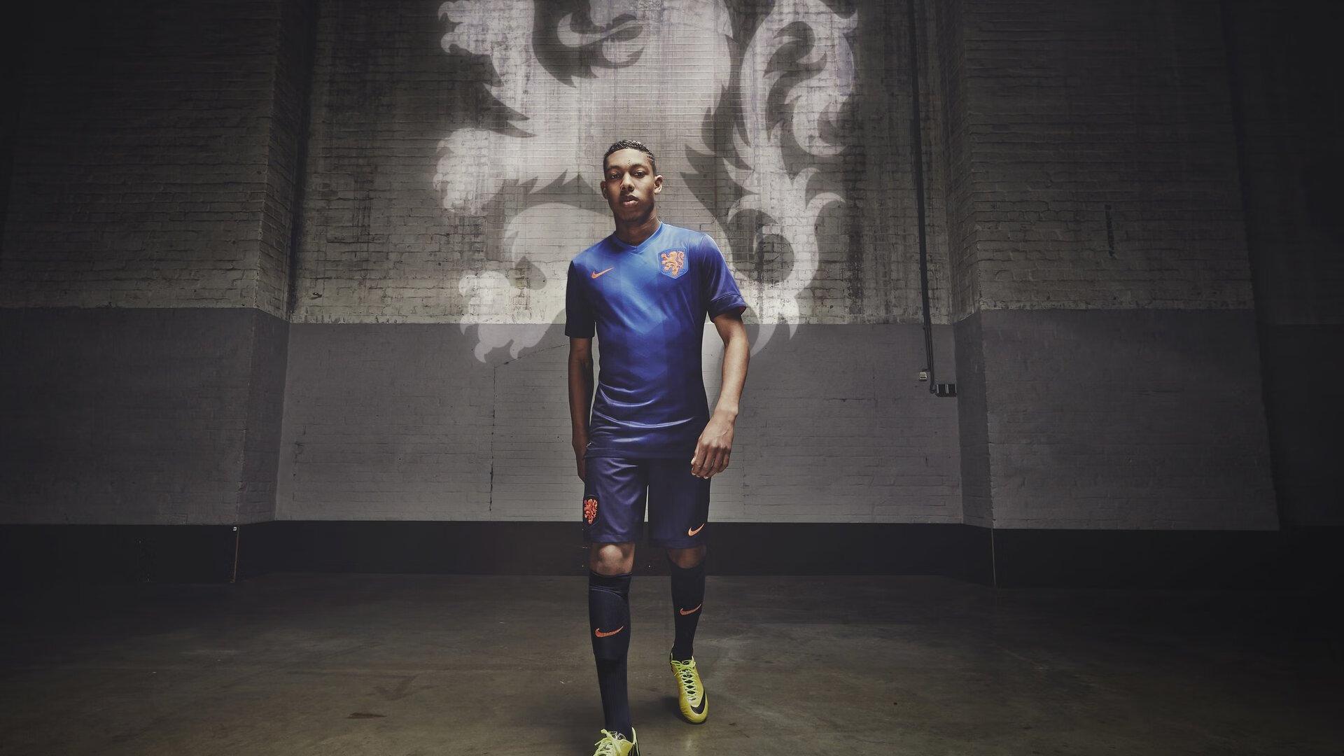 每体揭秘孔德加练日常，跑步成习惯，自律铸就后防铁闸