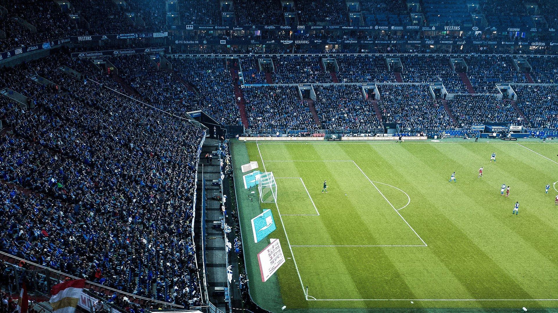 FIFA年度最佳男足教练候选揭晓,恩里克、斯洛特、弗里克引领战术革新浪潮